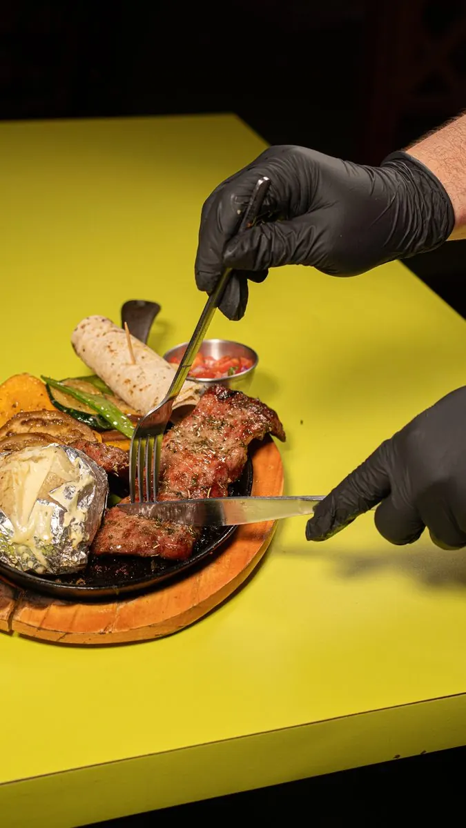 Fotografía gastronómica: Corte de carne a la parrilla