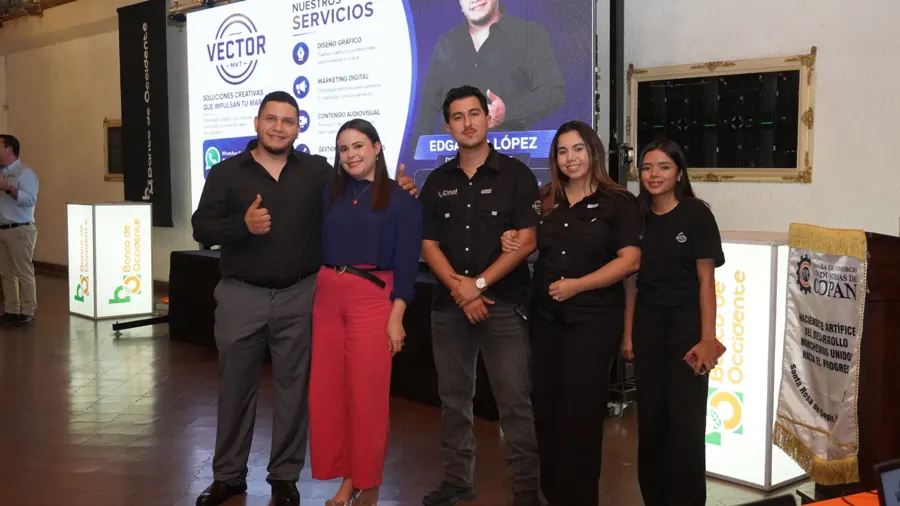 Forum Ruta Copán 2026: El equipo de Estudio Vector y VCloud Multisystems en el Forum Ruta Copán 2026