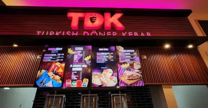 TDK Turkish Döner Kebab: Menú digital de cinco pantallas con fotografía de producto